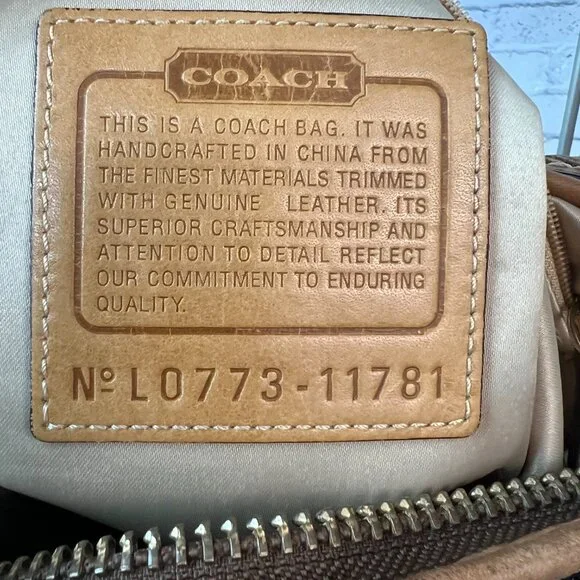 RARE COACH 11781 Bleecker Floral Appliqué Crossbody Hobo Denim Vachetta - Picture 7 of 7